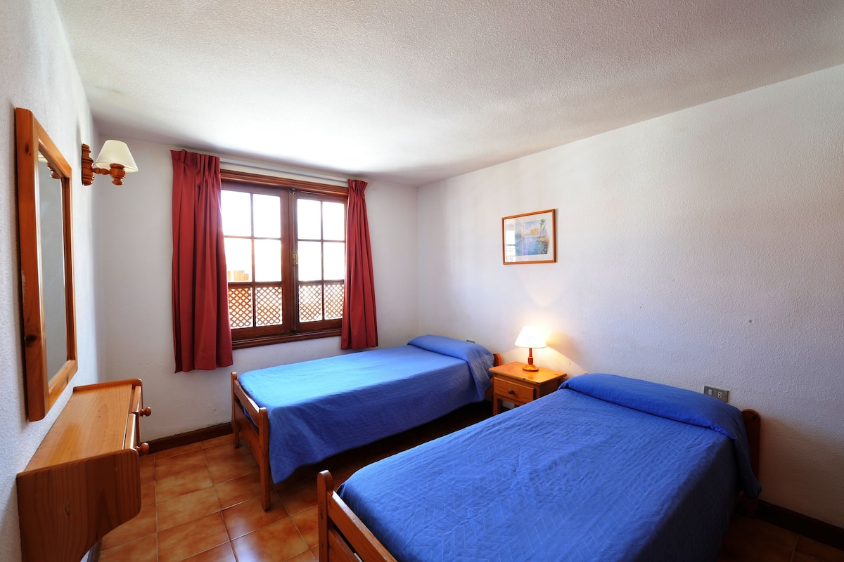 1 bedroom, in-room safe, rollaway beds (surcharge)