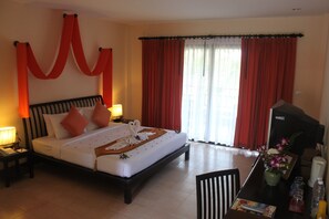 Superior-huone | Tallelokero huoneessa, ilmaiset vauvansÀngyt, lisÀvuoteet, vuodevaatteet