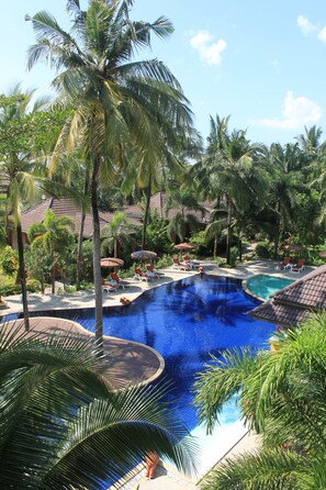 2 outdoor pools, pool umbrellas - Sudala Beach Resort (Takua Pa)