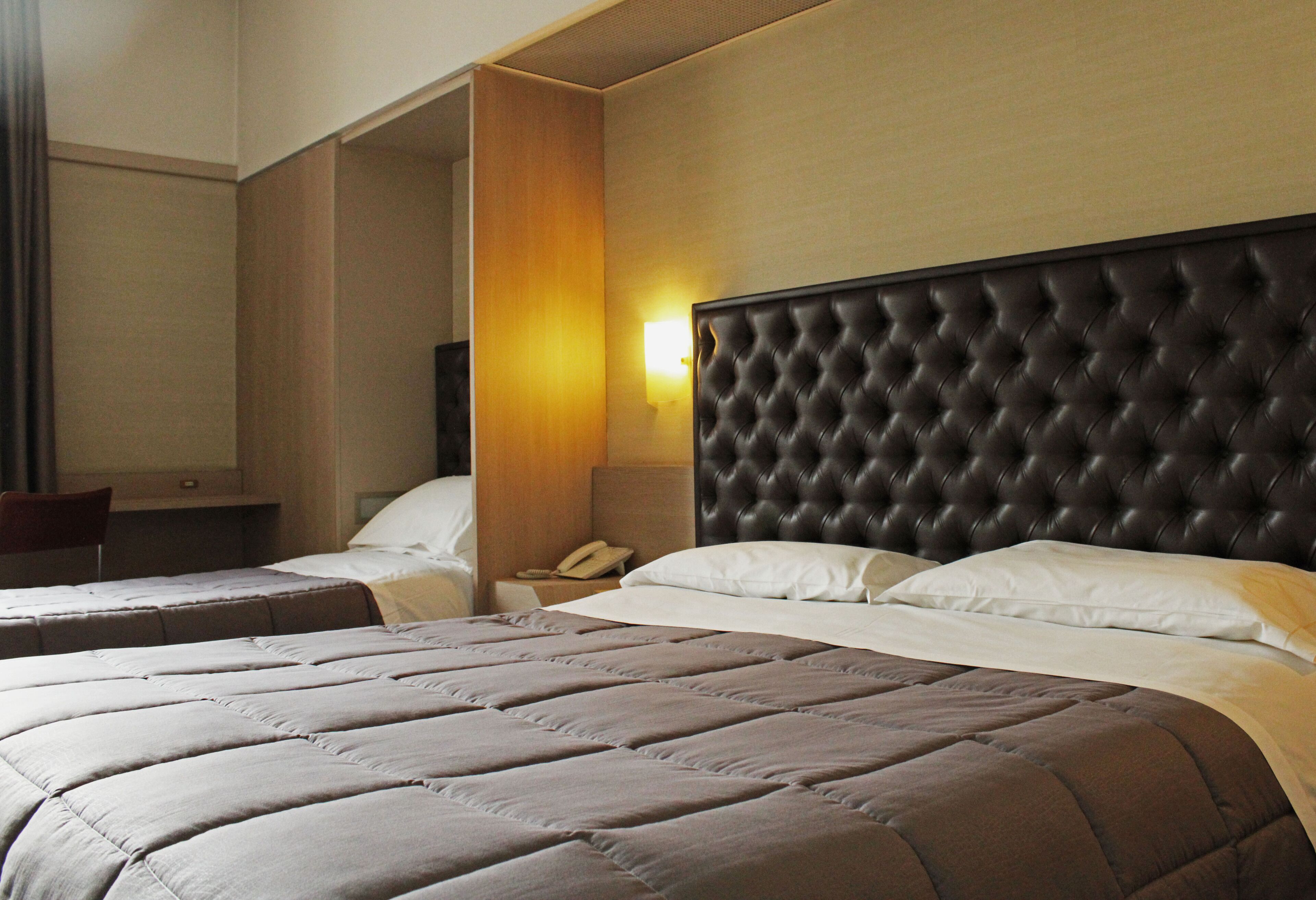 standard triple room | 1 bedroom, premium bedding, minibar, in-room safe