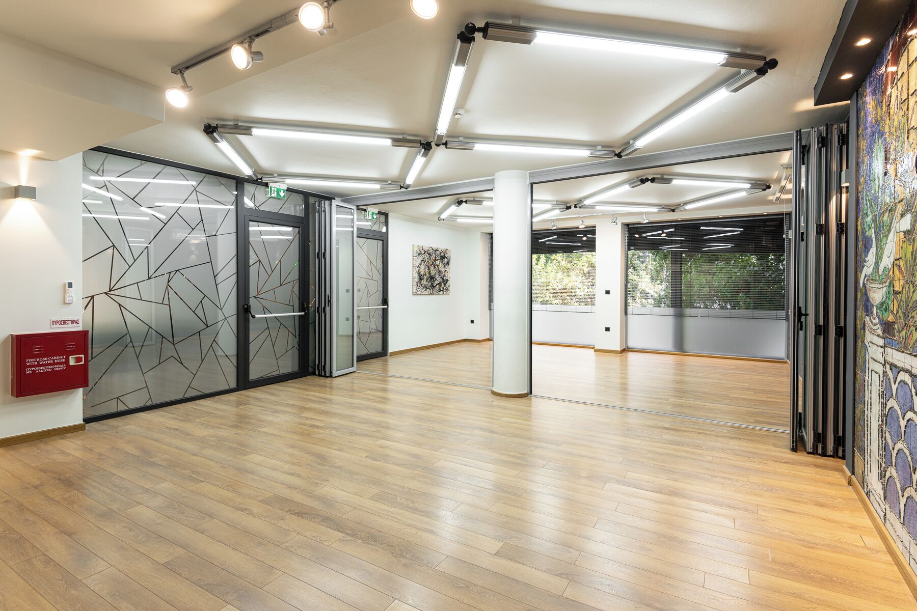 Meeting facility