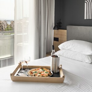 Room service – dining - Park Hotel (Thessaloniki)