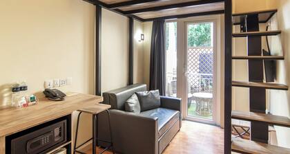 Fragrance Hotel - Balestier