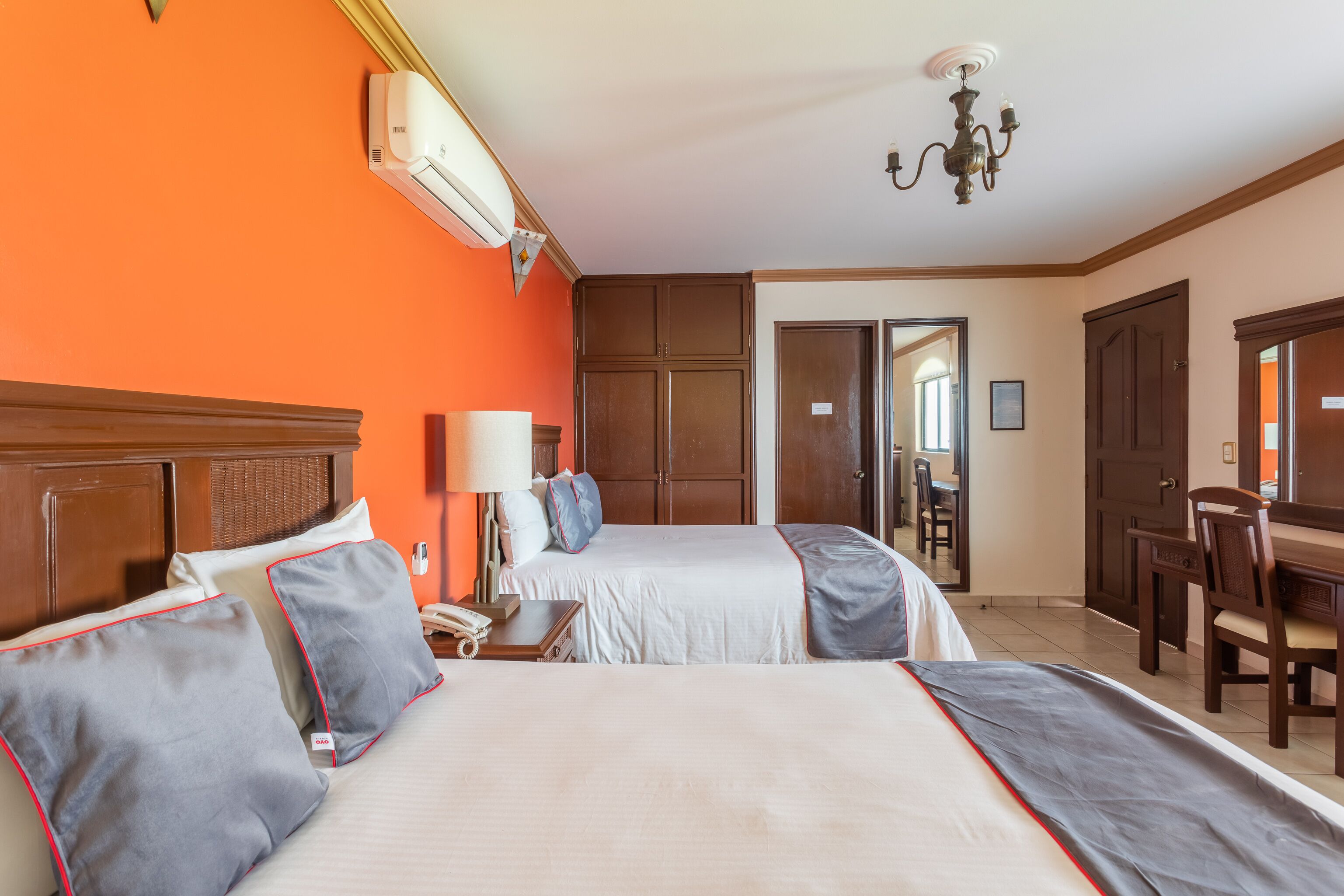 standard suite | desk, iron/ironing board, free cots/infant beds, free wifi