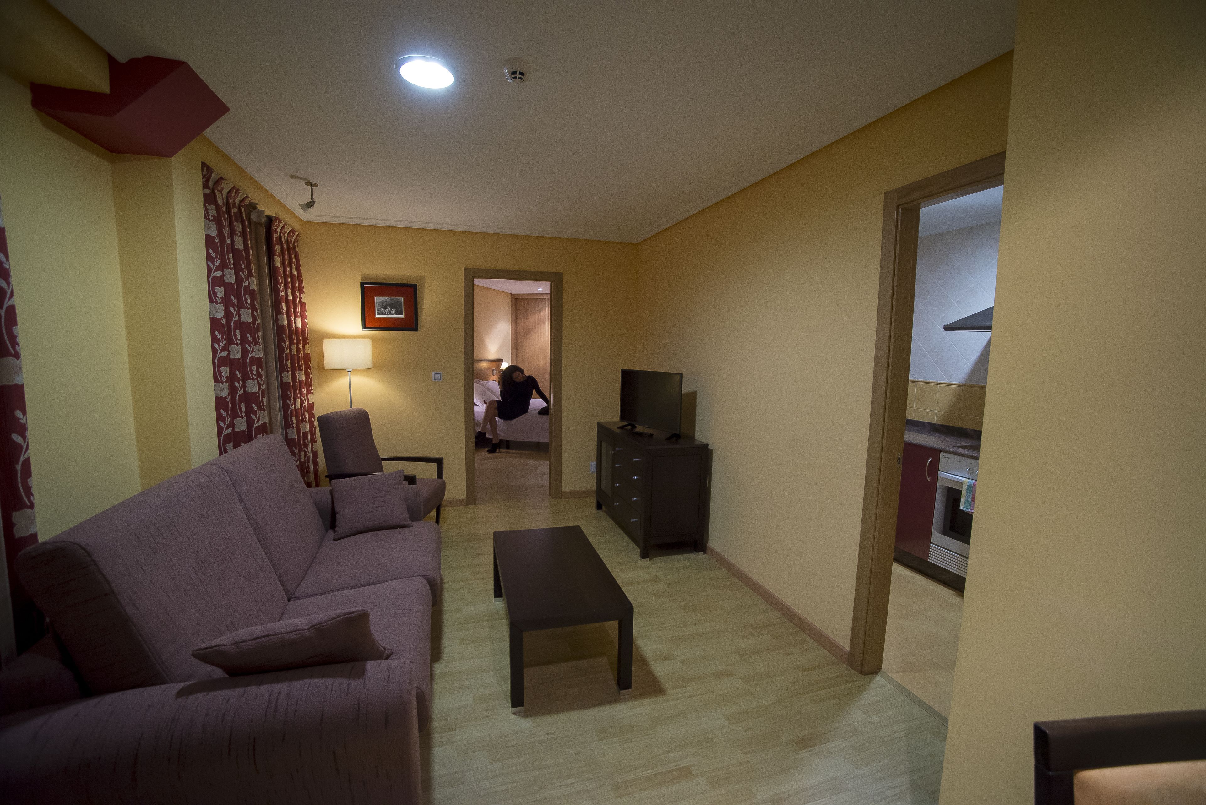 Een 43-inch televisie met digitale zenders