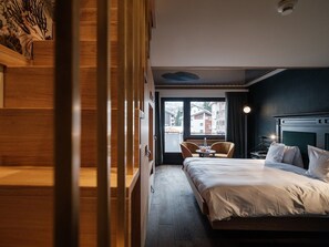 Literie hypoallergénique, minibar, coffres-forts dans les chambres