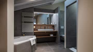 Maisonette Suite with Matterhorn View | Hypo-allergenic bedding, minibar, in-room safe, desk