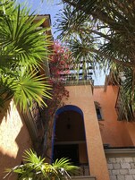 Framhlið gististaðar