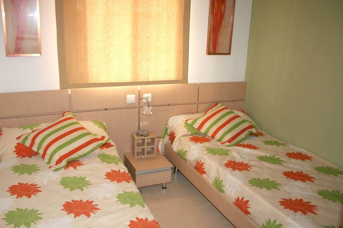 In-room safe, desk, free cots/infant beds, bed sheets