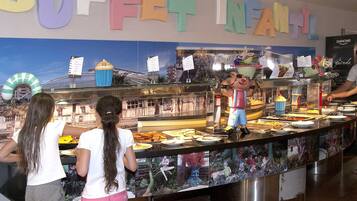 Food court