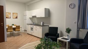 Apartment, 1 Bedroom | Living room