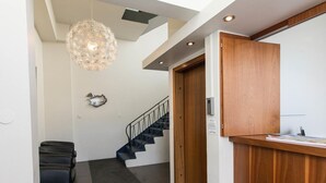 Inn-/utsjekkingsautomat