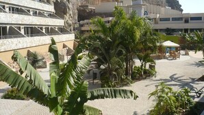 Unclassified image, 5 of 40, button - Terraza Amadores (Mogan)