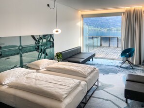 Chambre Double Supérieure, balcon, en bord de lac | Coin séjour