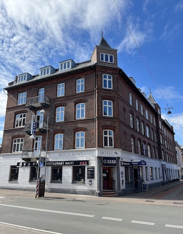 Exterior. Hotel Skandia
