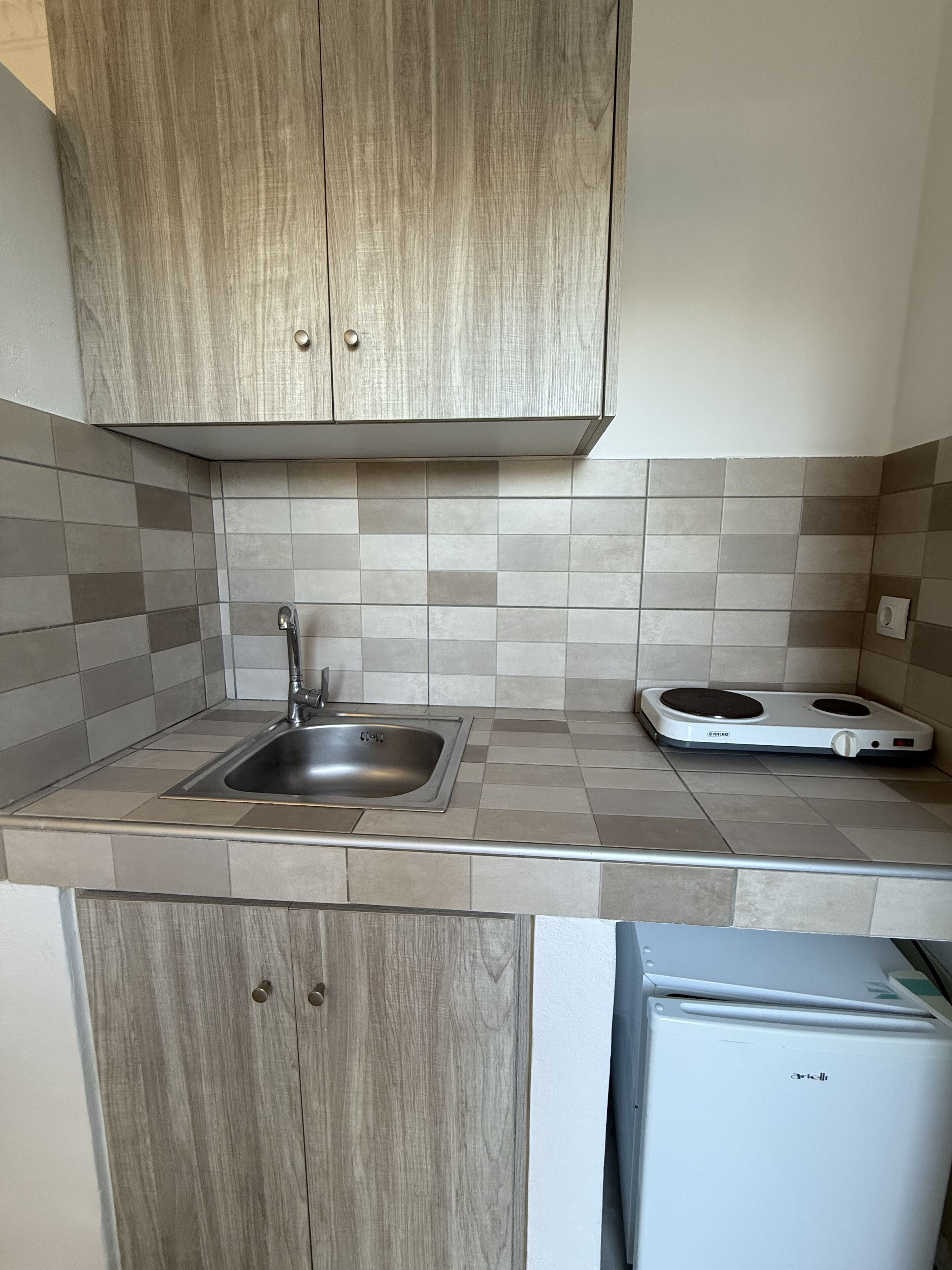 economy room (promo) | 1 bedroom, in-room safe, soundproofing, iron/ironing board