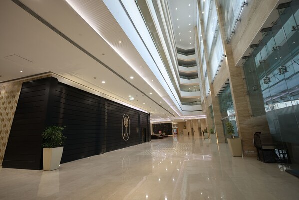 Lobby - Hotel Samrat (New Delhi)