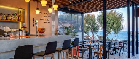 Bar (in der Unterkunft)