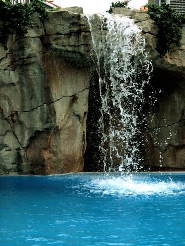 Indoor pool, outdoor pool - Gran Hotel Liber & Spa (Noja)