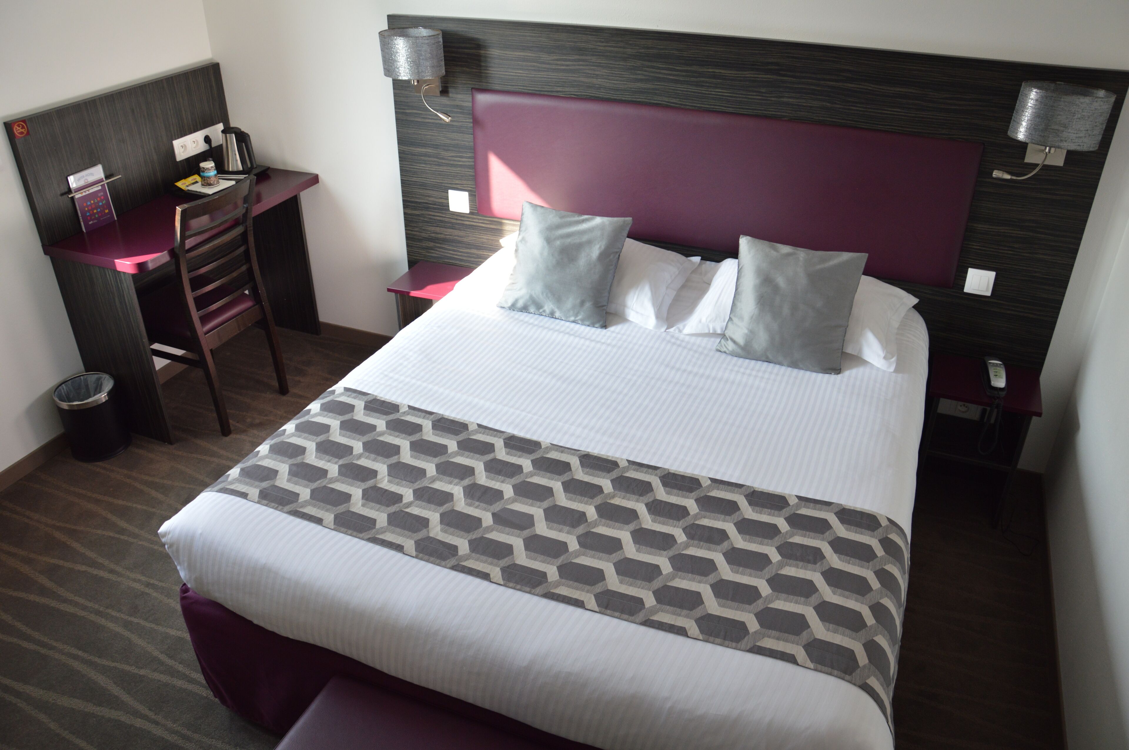 priviledge room 1 double bed | in-room safe, desk, blackout curtains, soundproofing