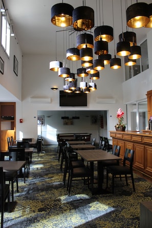 Daily buffet breakfast (EUR 12 per person)