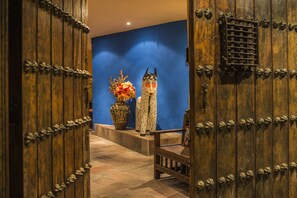 2 bars, bar en bord de piscine