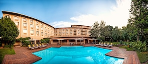 Outdoor pool, open 6:00 AM to 7:00 PM, pool umbrellas, sun loungers