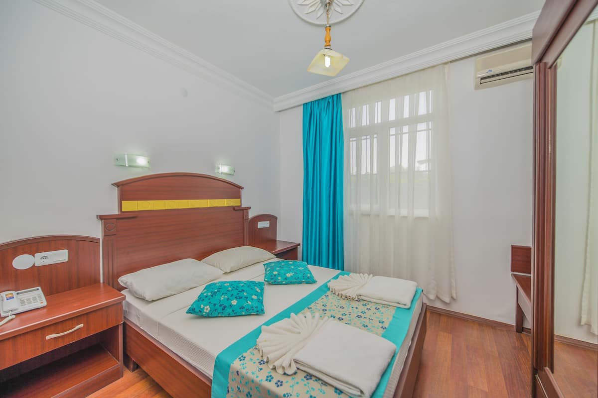 Standard Double Room, 1 Bedroom | Bathroom