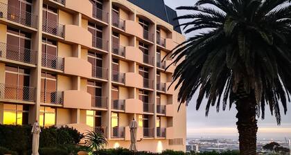 Garden Court Nelson Mandela Boulevard