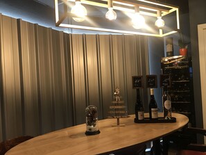 Lunsj og middag serveres