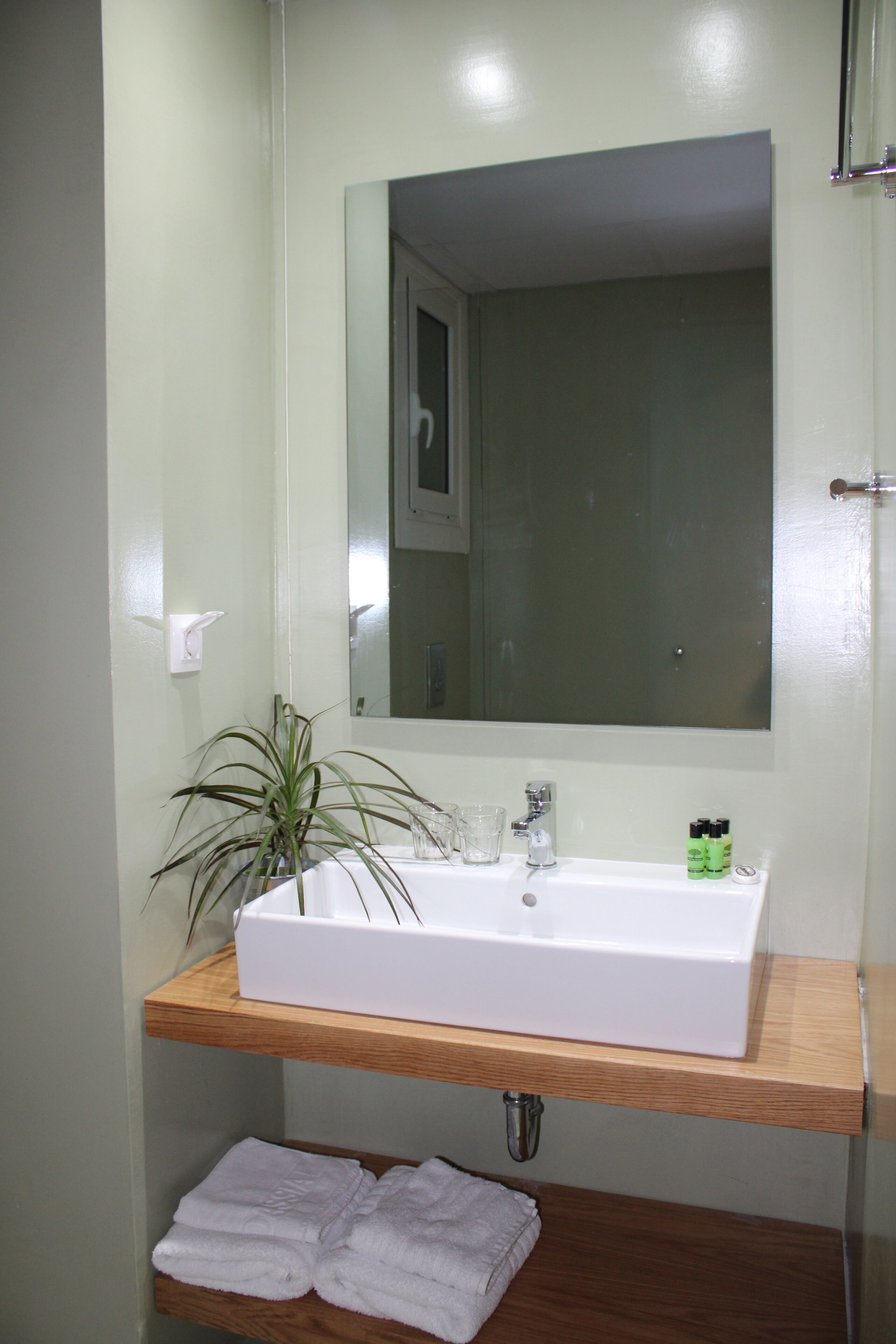 double room, balcony, sea view | in-room safe, free cots/infant beds, free wifi, bed sheets