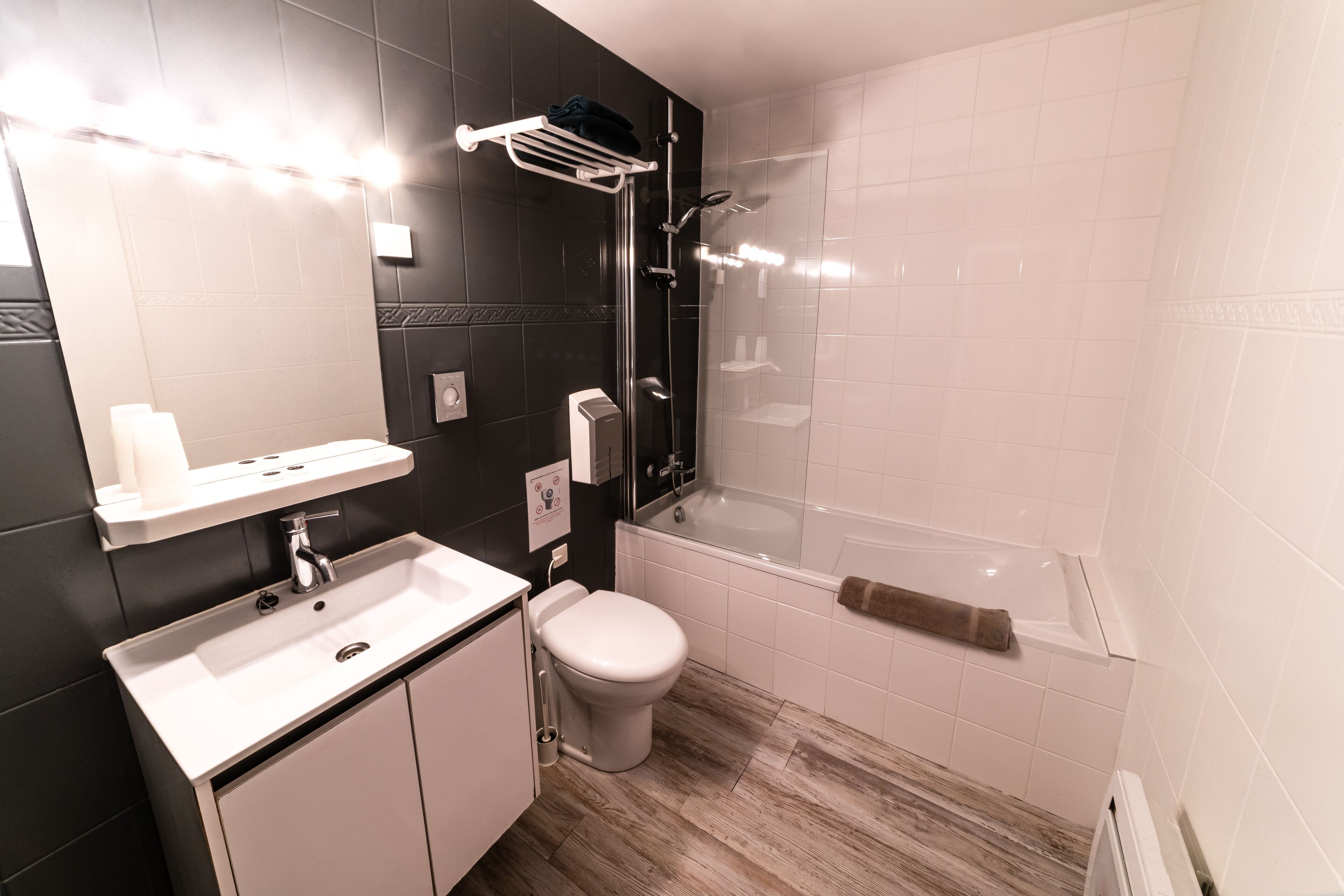 Designertoiletartikler, hårtørrer, håndklæder, Sæbe