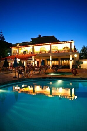 Piscina externa