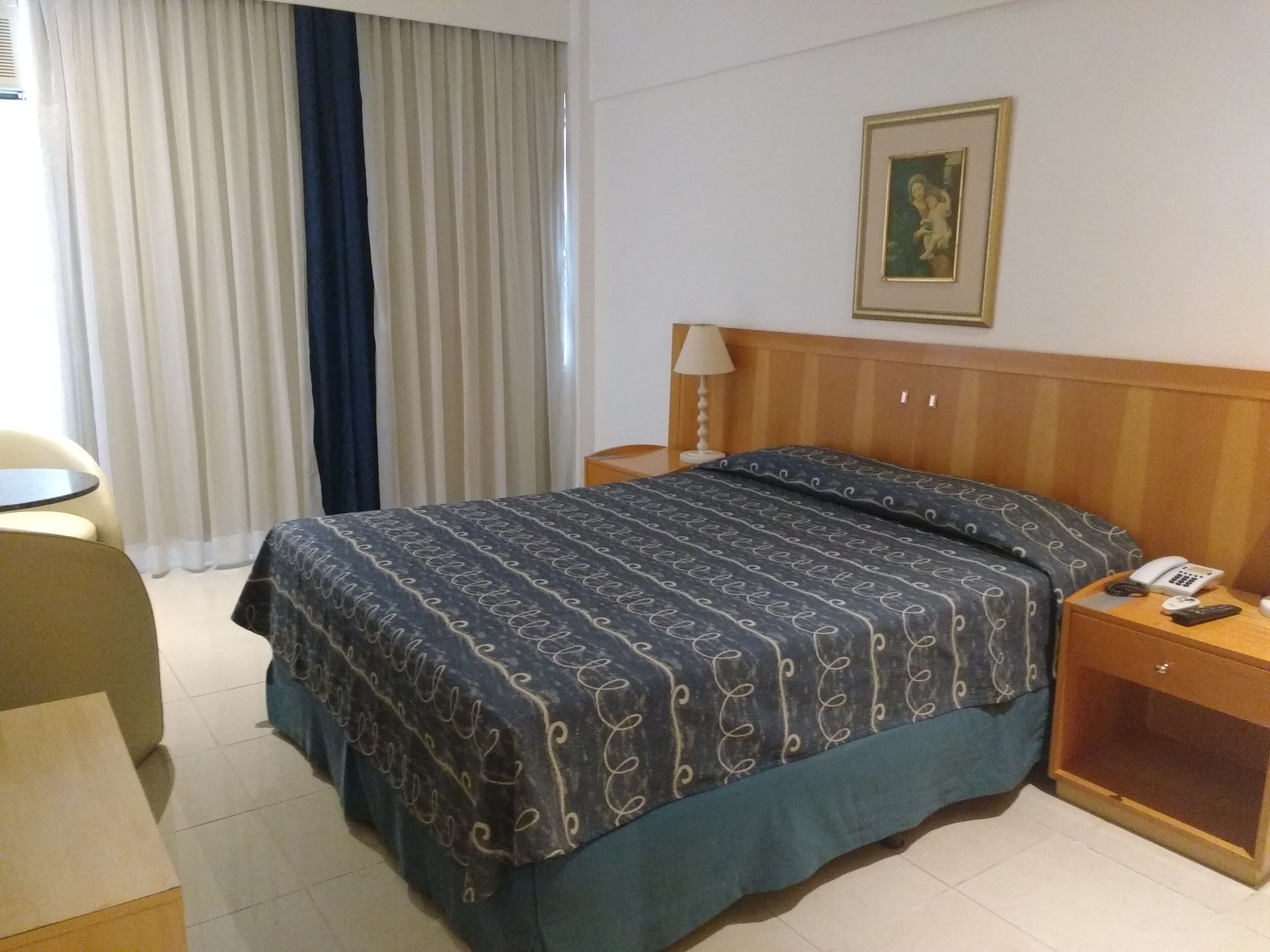 double room | premium bedding, minibar, in-room safe, desk