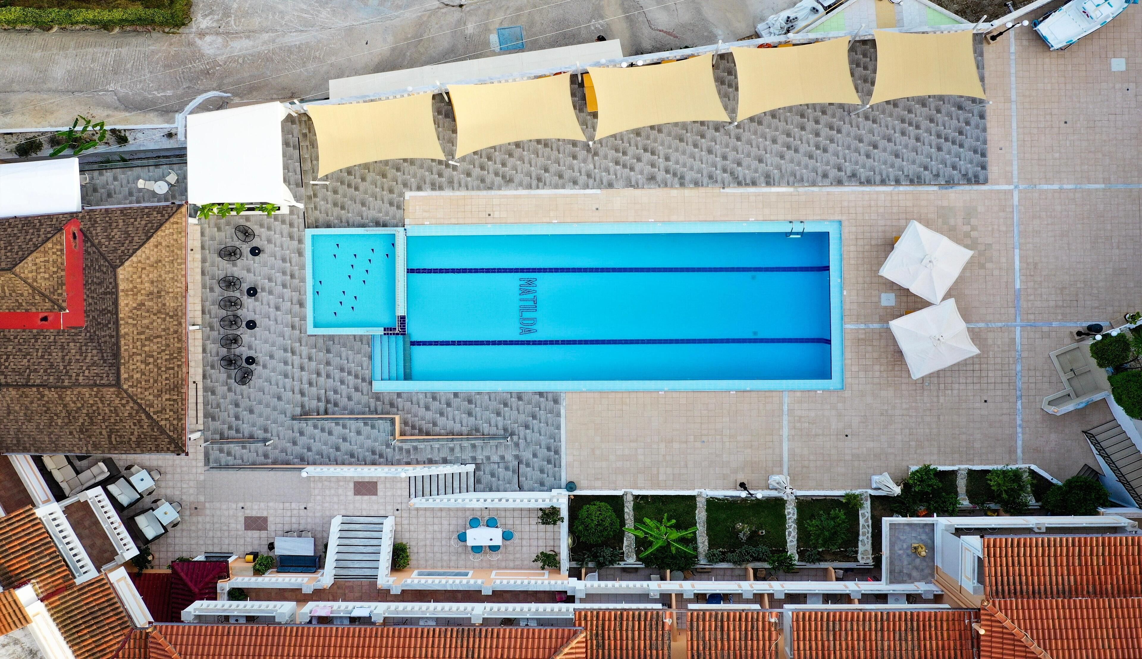 Outdoor pool, sun loungers