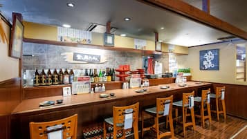 Daily full breakfast (JPY 1500 per person)
