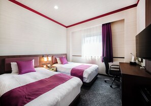 Superior Twin Room | Down duvets, desk, blackout curtains, free WiFi - TKP Sunlife Hotel (Fukuoka)