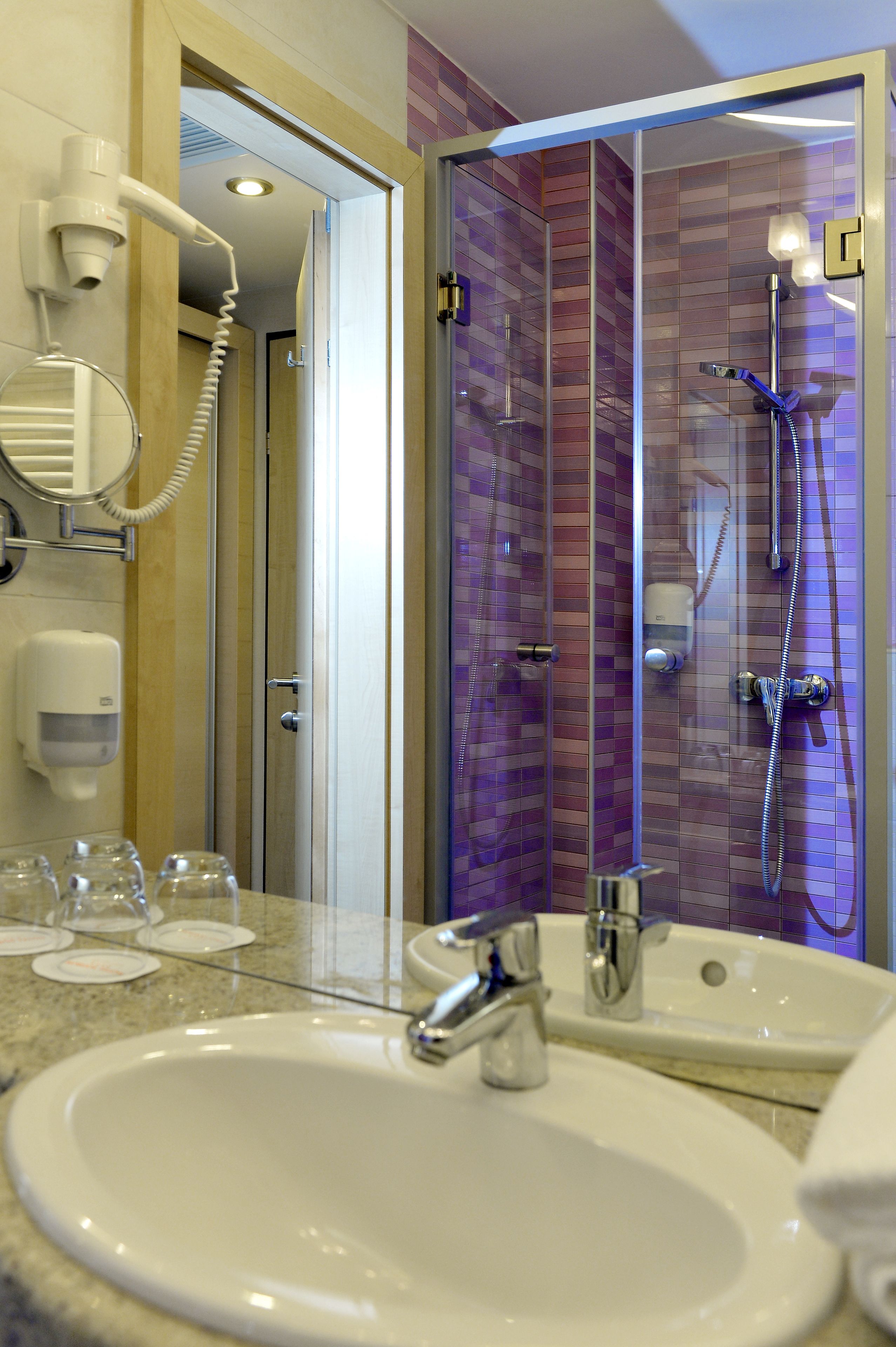 family room, 2 double beds | bathroom | hair dryer, bathrobes, towels