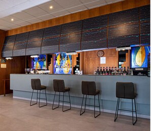 Bar (in der Unterkunft)