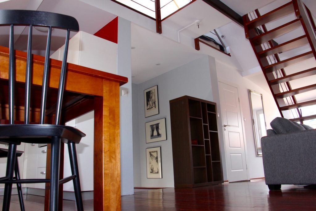 apartment (mezzanine) | living room | tv