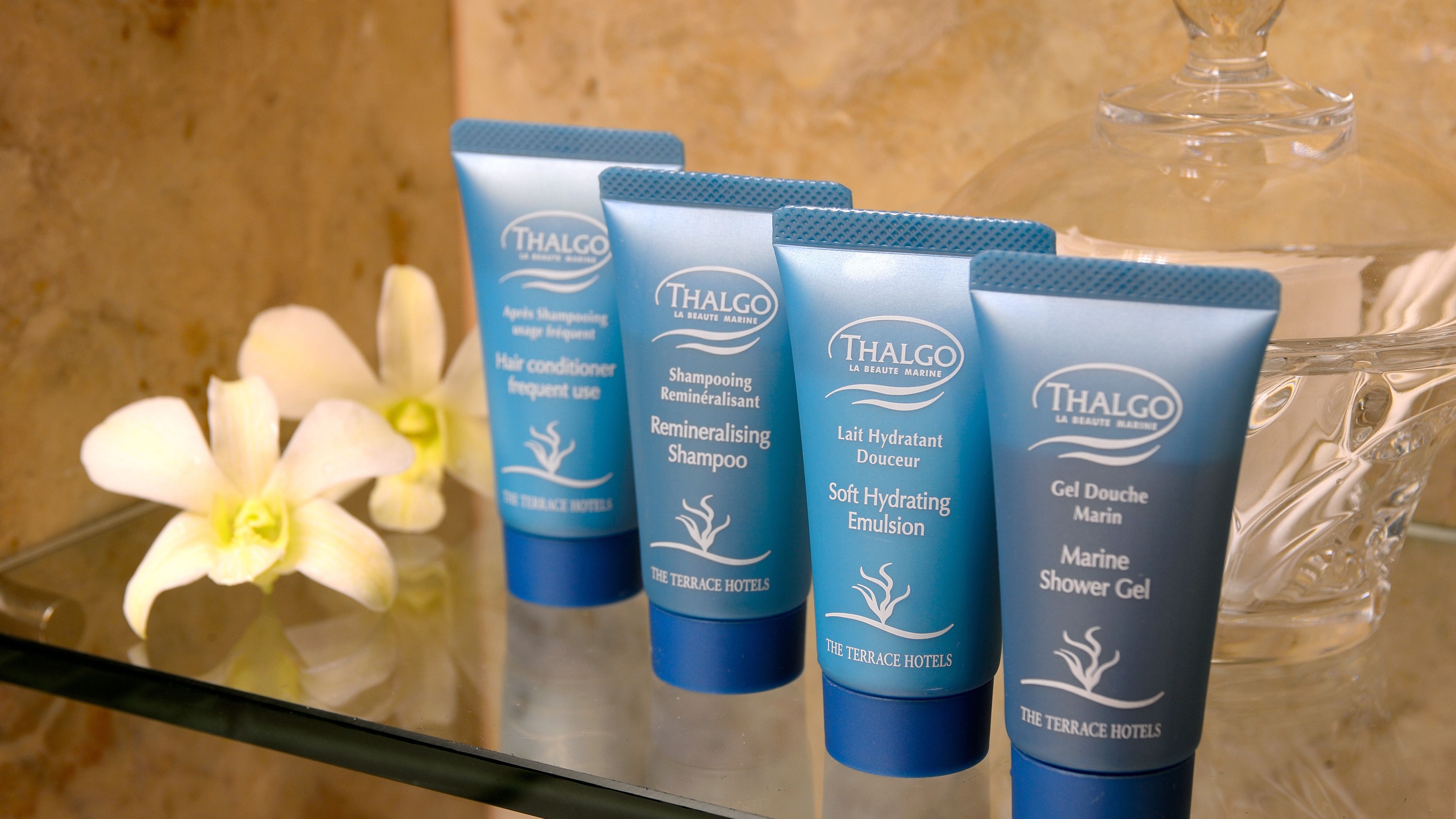 combined shower/bathtub, free toiletries, hair dryer, bathrobes