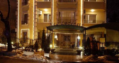 Meg Lozenetz Hotel