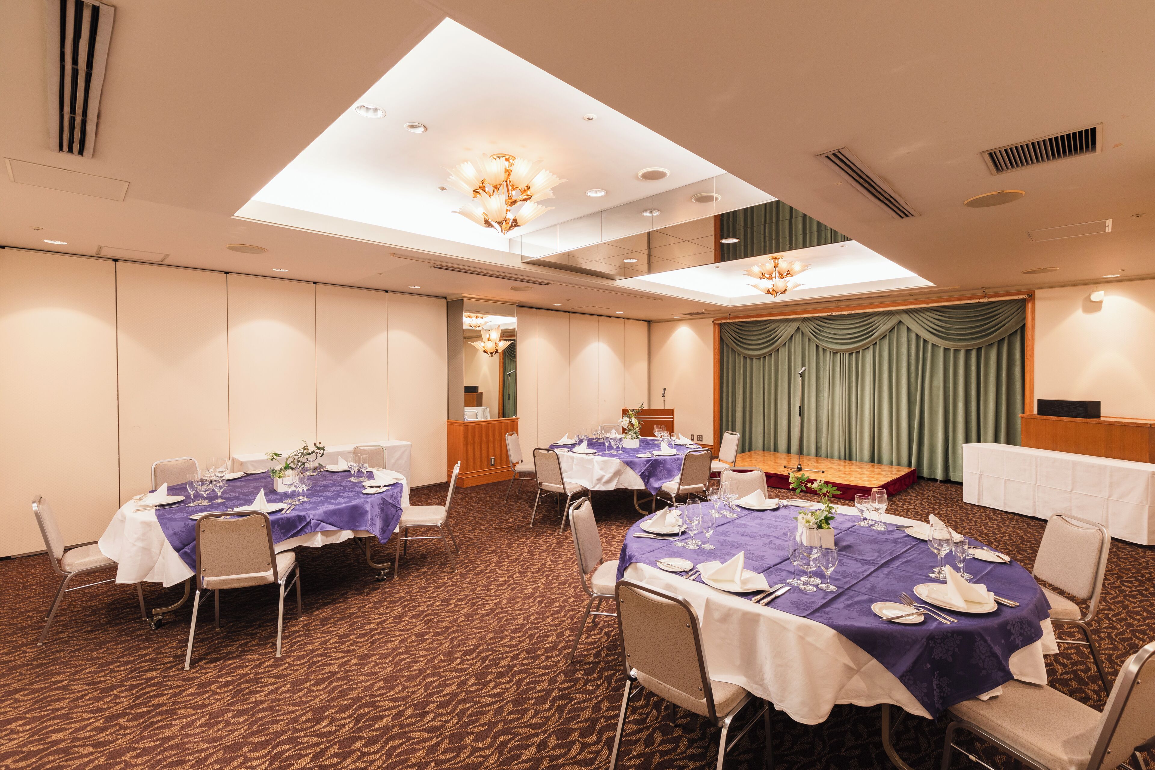 banquet hall