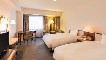 Desk, free WiFi, bed sheets