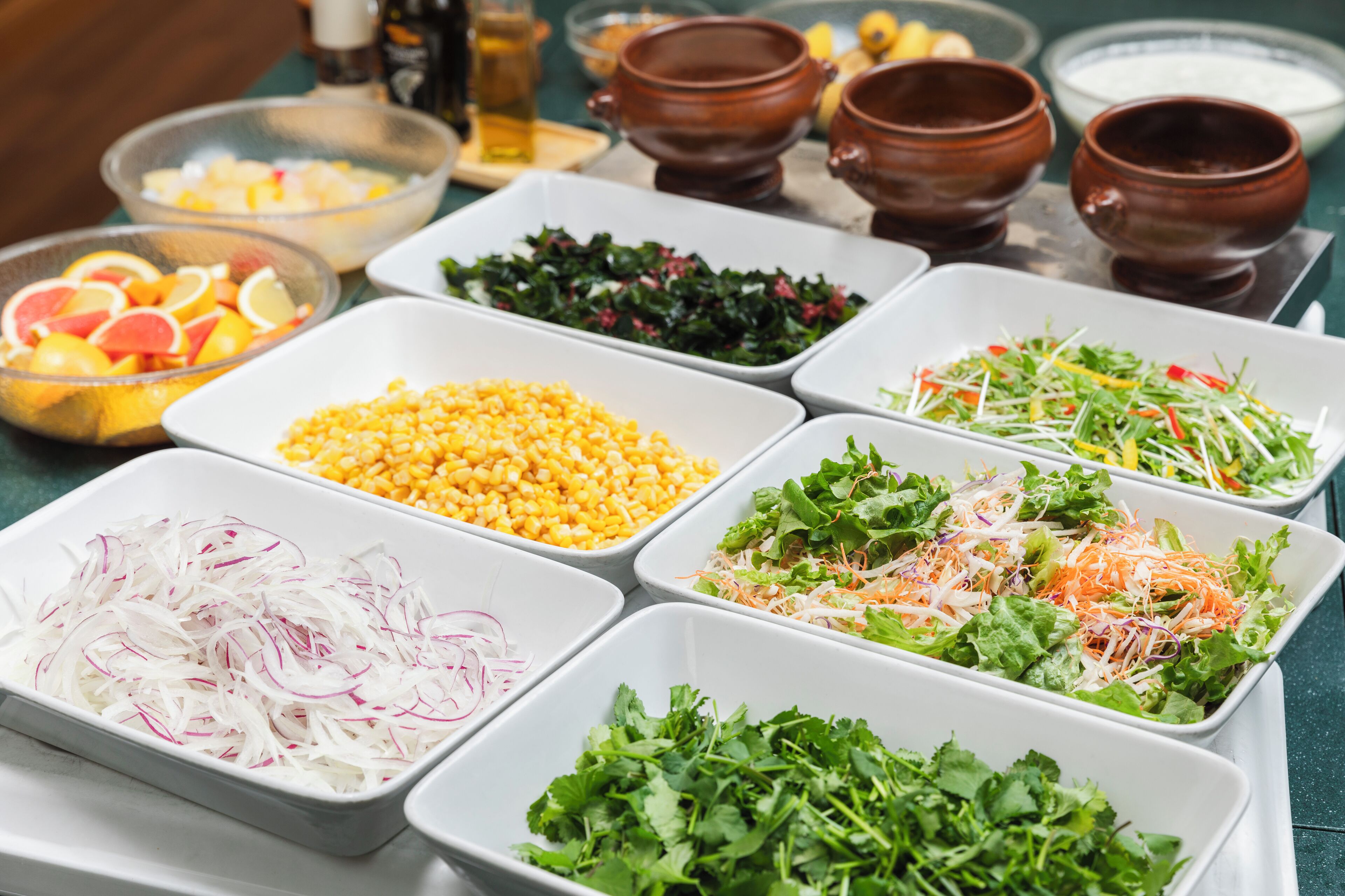 daily buffet breakfast (jpy 1800 per person)