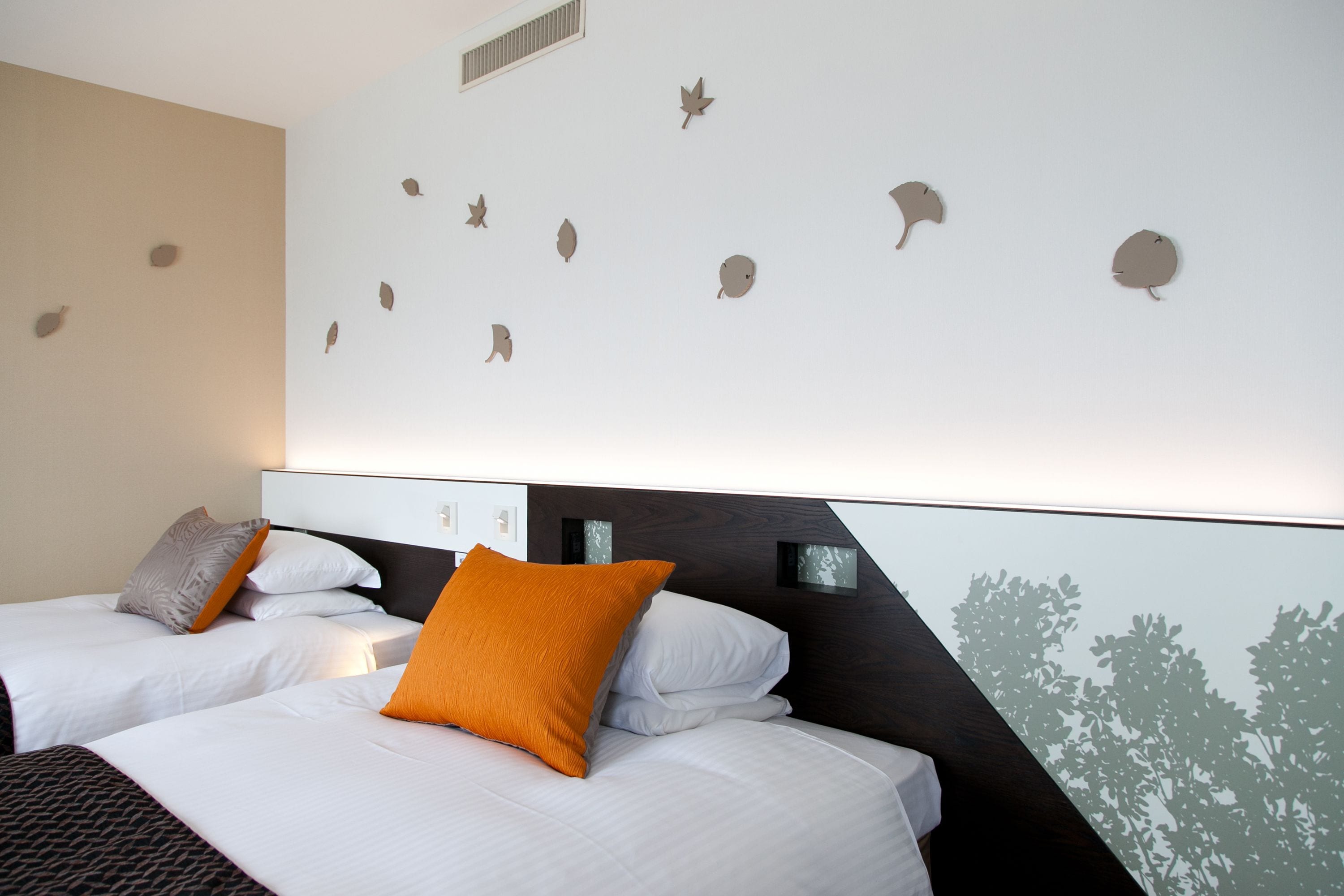 1 bedroom, in-room safe, desk, blackout curtains