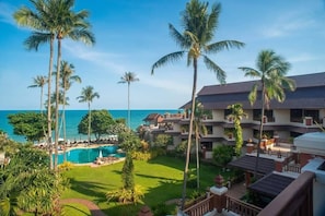 Front of property - Aloha Resort (Koh Samui)