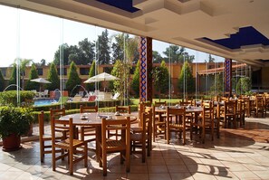 Breakfast, lunch and dinner served - Hotel GS Quinto Sol (Teotihuacan)