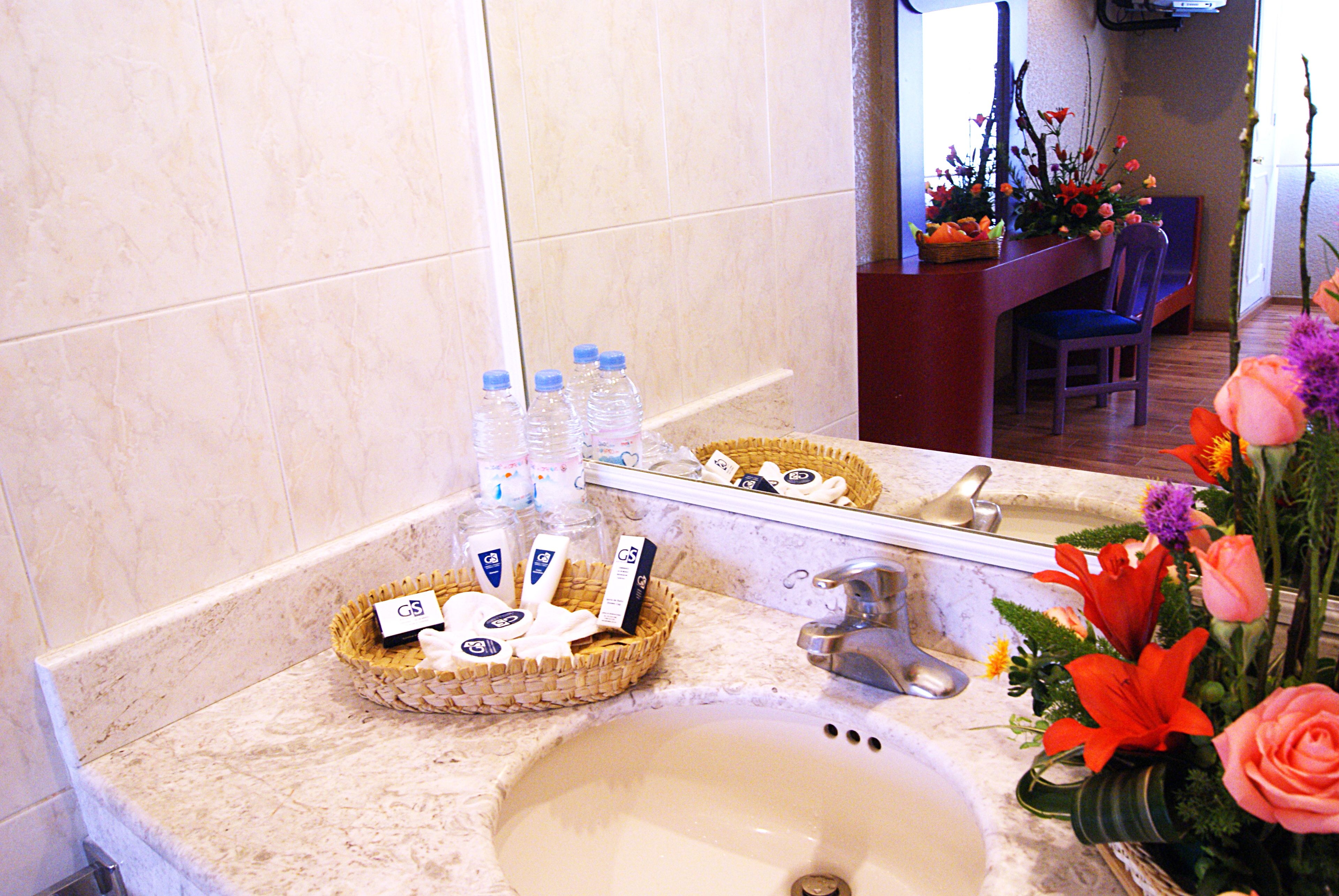 family room | bathroom sink