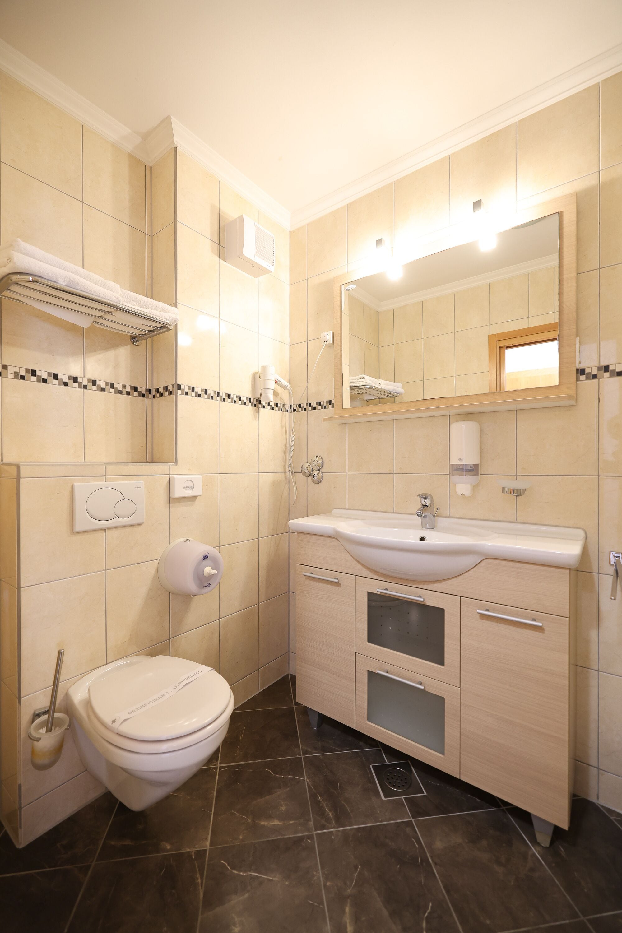 shower, free toiletries, hair dryer, slippers